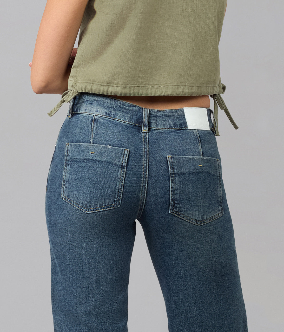 MIRO-FN Mid Rise Comfort Straight Jeans 31" Inseam