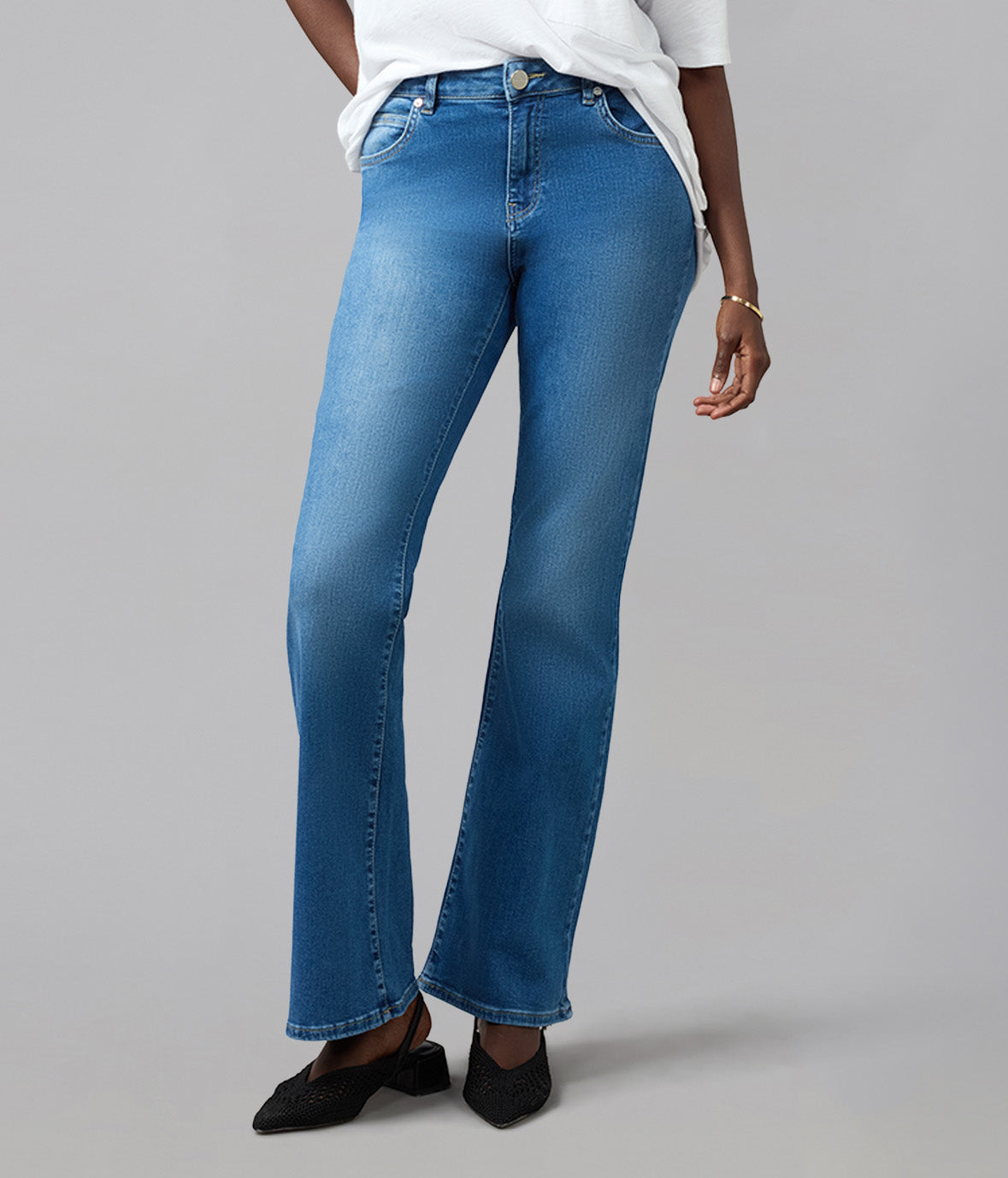 BILLIE-MDL High Rise Bootcut Jeans